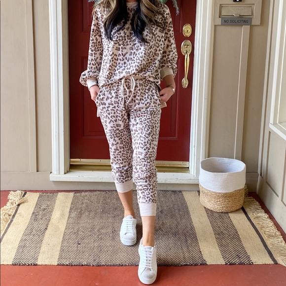 Sweaters - Leopard Loungewear Set